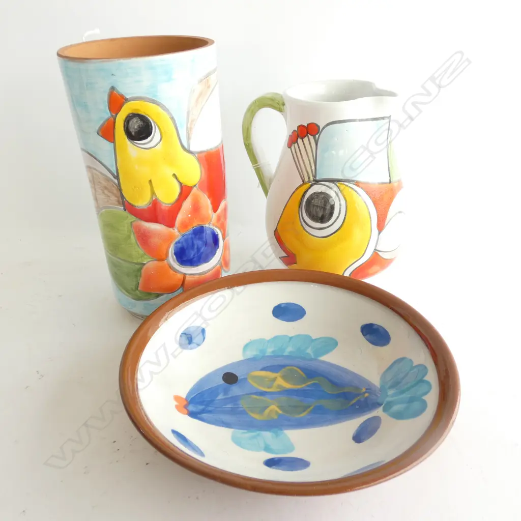 3 PCES POTTERY; 2 NINO PARRUCCA  Image 1++