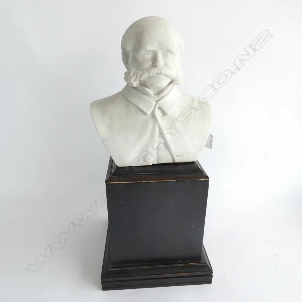 19thC GERMAN MARBLE BUST ON PLINTH H. 500MM Image 1++