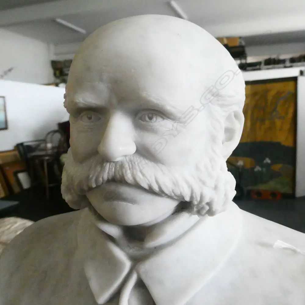 19thC GERMAN MARBLE BUST ON PLINTH H. 500MM Image 1++