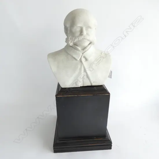 19thC GERMAN MARBLE BUST ON PLINTH H. 500MM
