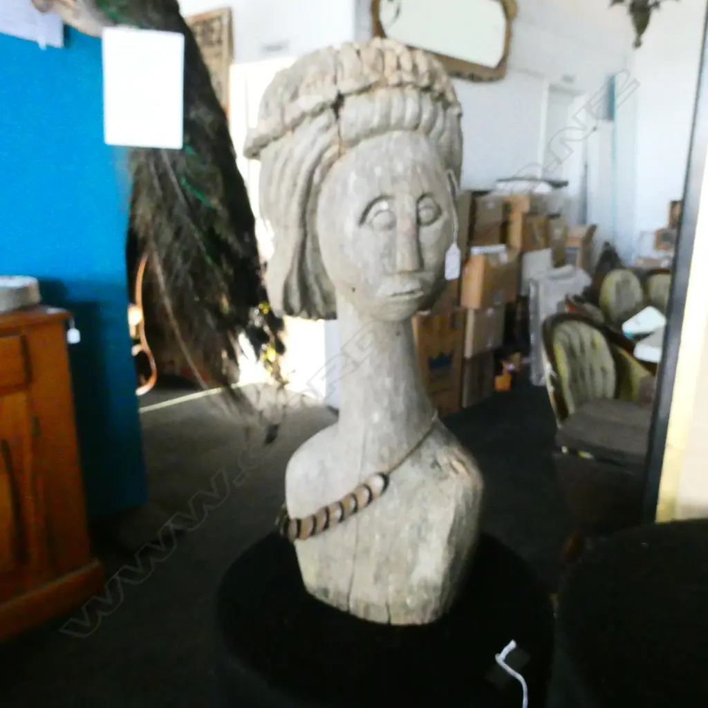 VINTAGE WOODEN CARVED WOMEN'S HEAD H.650mm Image 1++