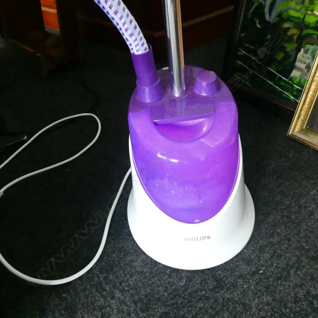 PHILIPS CLOTHES STEAMER Image 1++