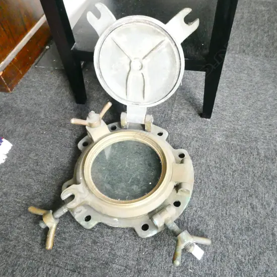 VINTAGE BRASS PORTHOLE V.THICK PLATE GLASS