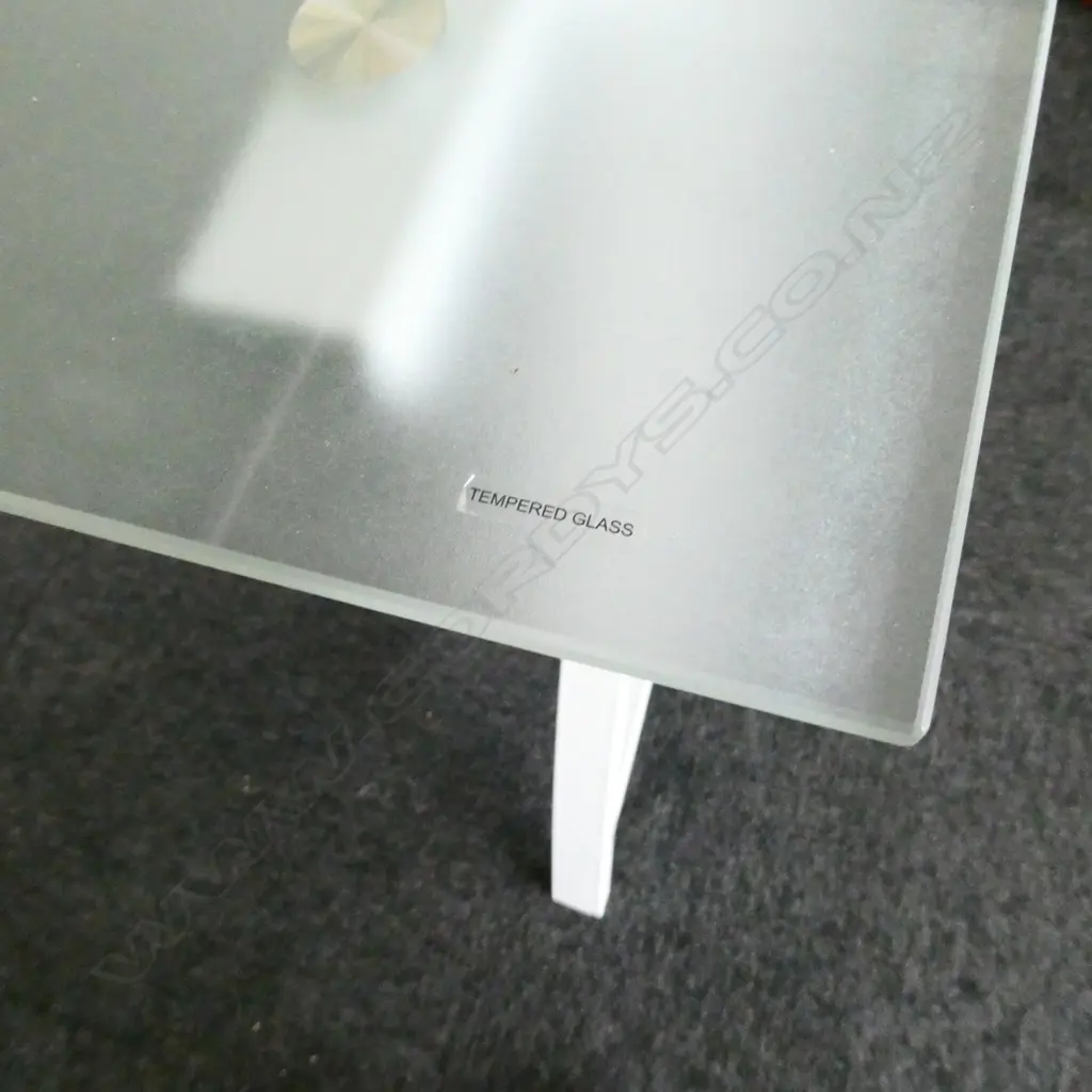 FROSTED GLASS WHITE PAINTED METAL DESK 700X1400  Image 1++