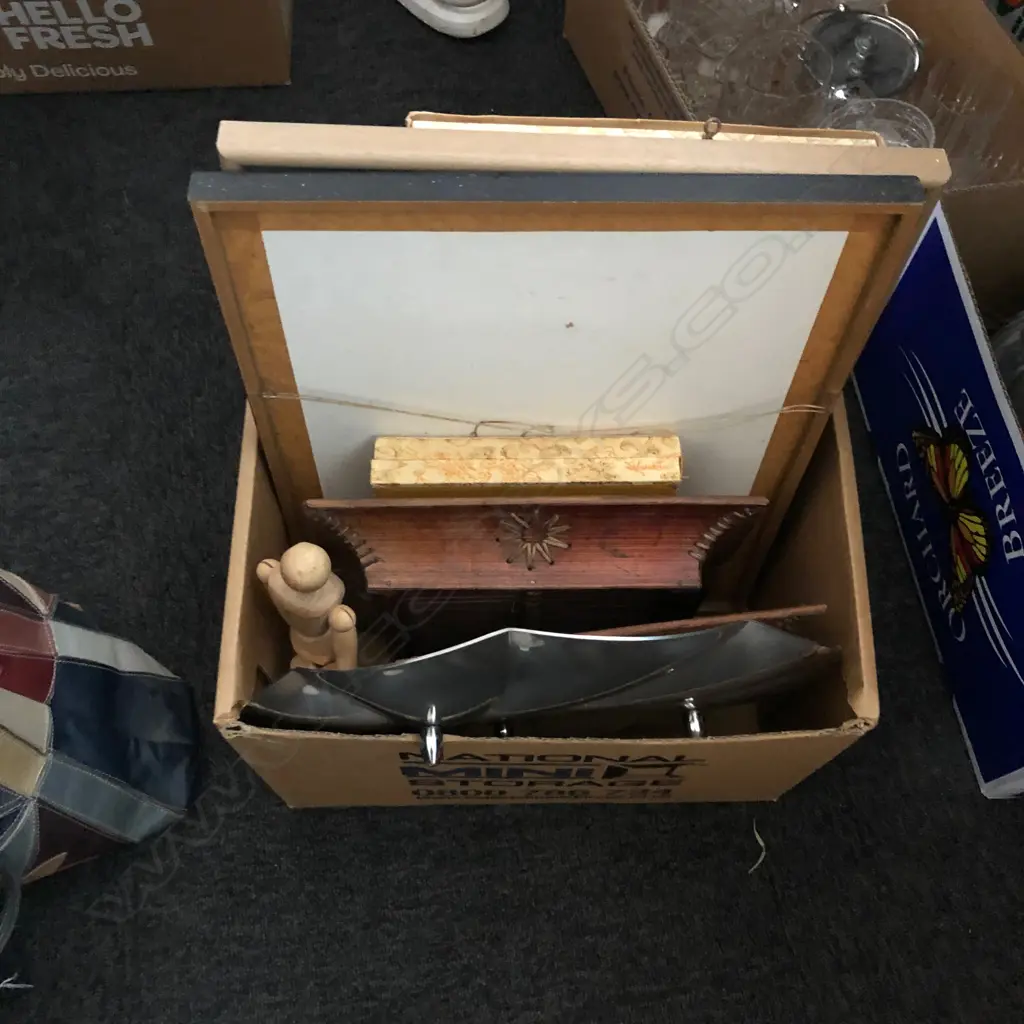 BOX LOT ASST. ARTWORKS ETC Image 1++