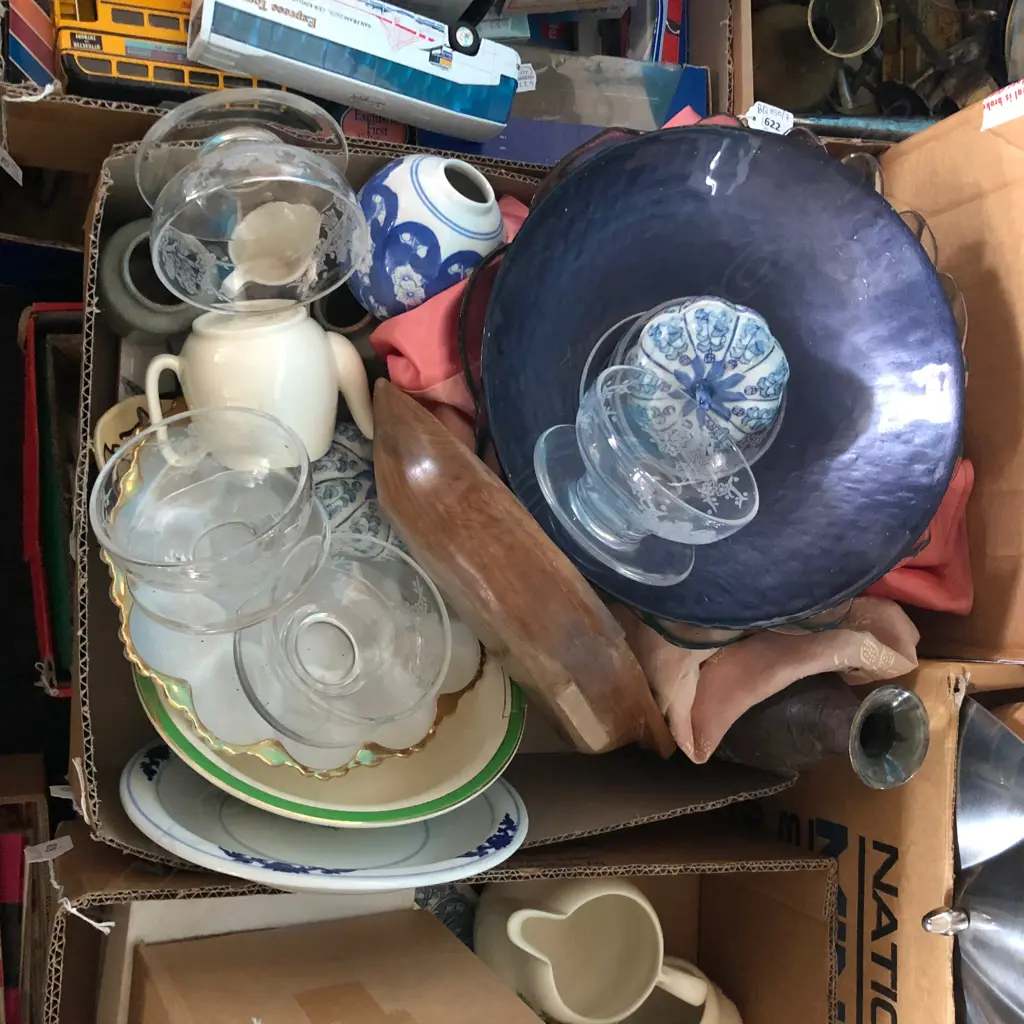 BOX LOT ASST. CERAMICS, CRYSTAL ETC Image 1++