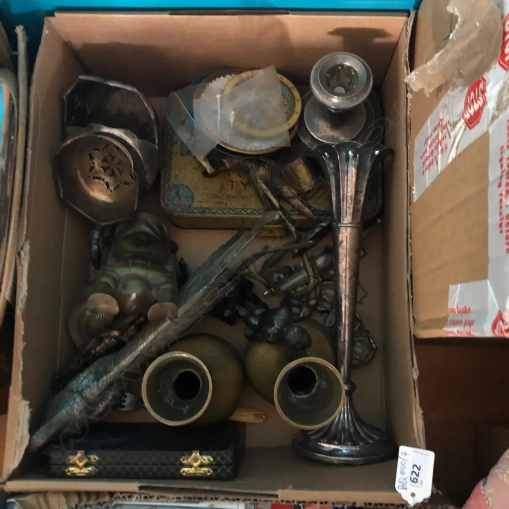 BOX LOT BRASS TRINKETS ETC Image 1++