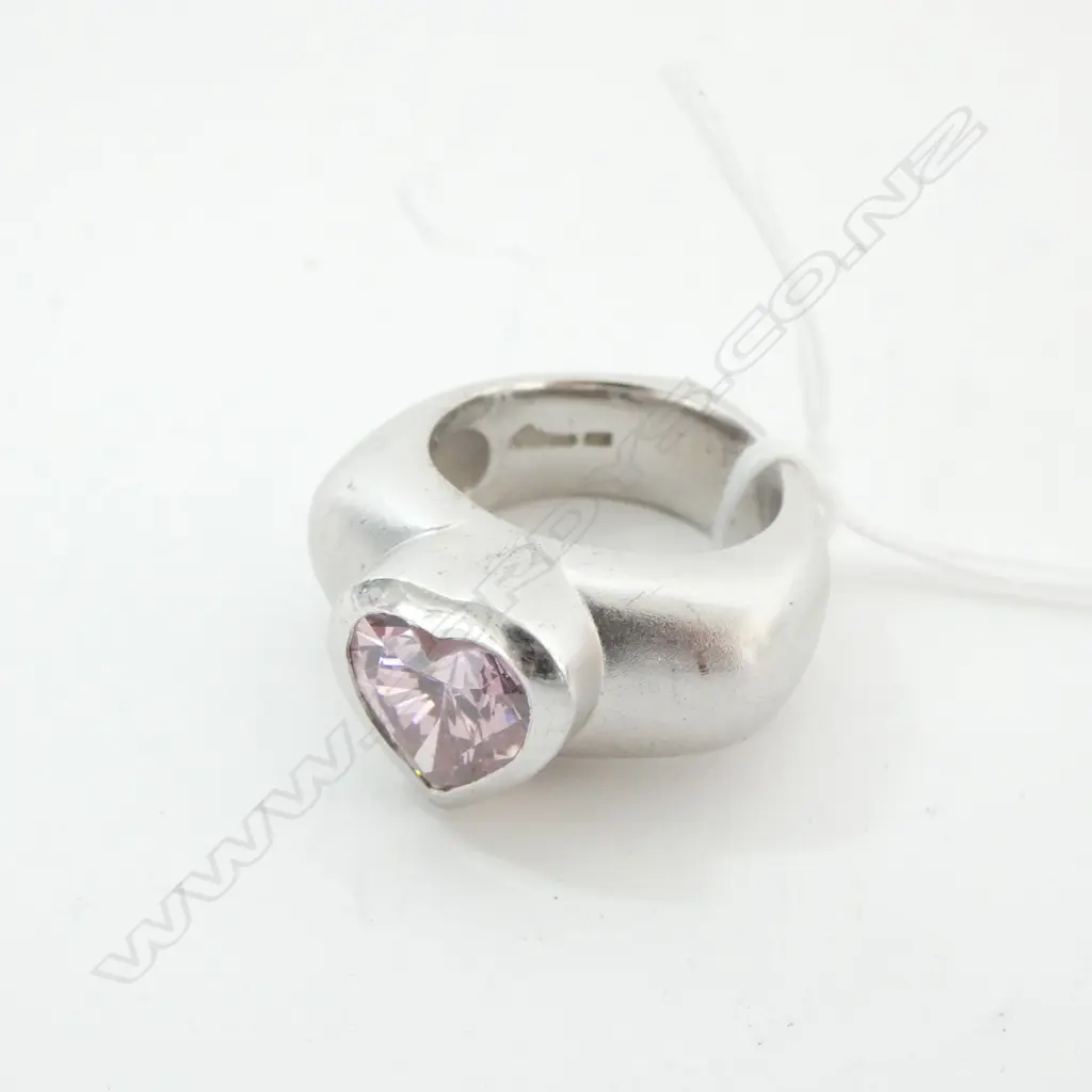 SILVER RING SET WITH PINK HEART SHAPE CZ Image 1++
