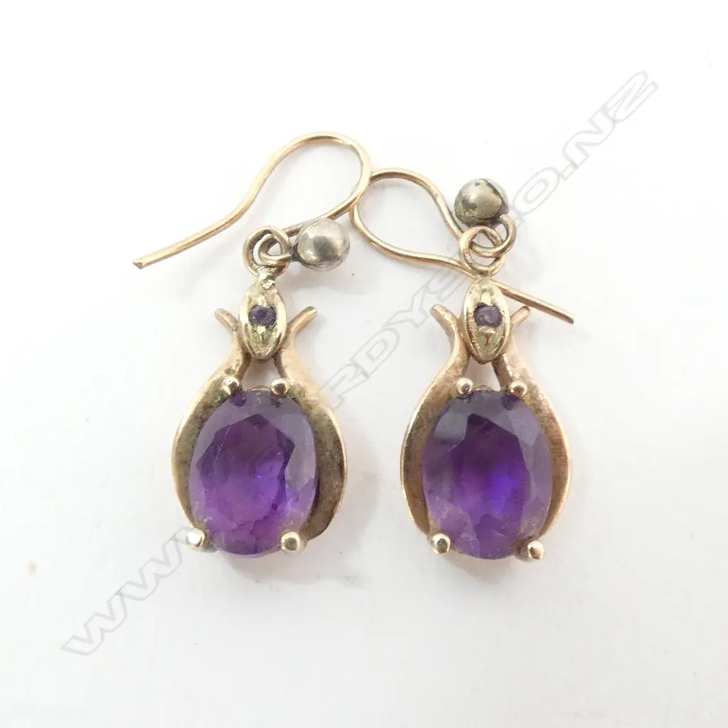 EARRINGS, AMETHYSTS SET IN 9ct GOLD Image 1++