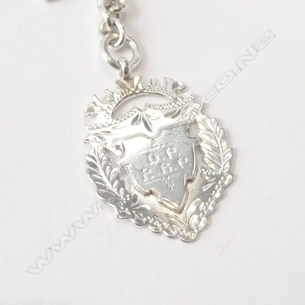 C1900 SILVER CURB LINK ALBERT CHAIN T-BAR + MEDALLION 31.8gms Image 1++