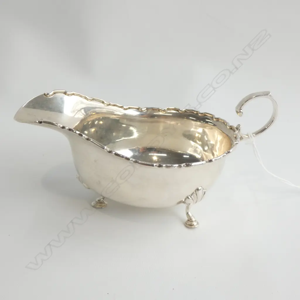 STG SILVER SAUCE BOAT SHEFFIELD 1913 99gms Image 1++