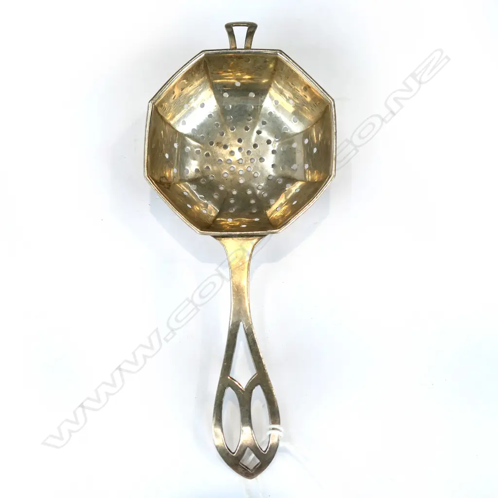 AMERICAN S/SILVER TEA STRAINER - MARKED 'STERLING' - 15GMS Image 1++