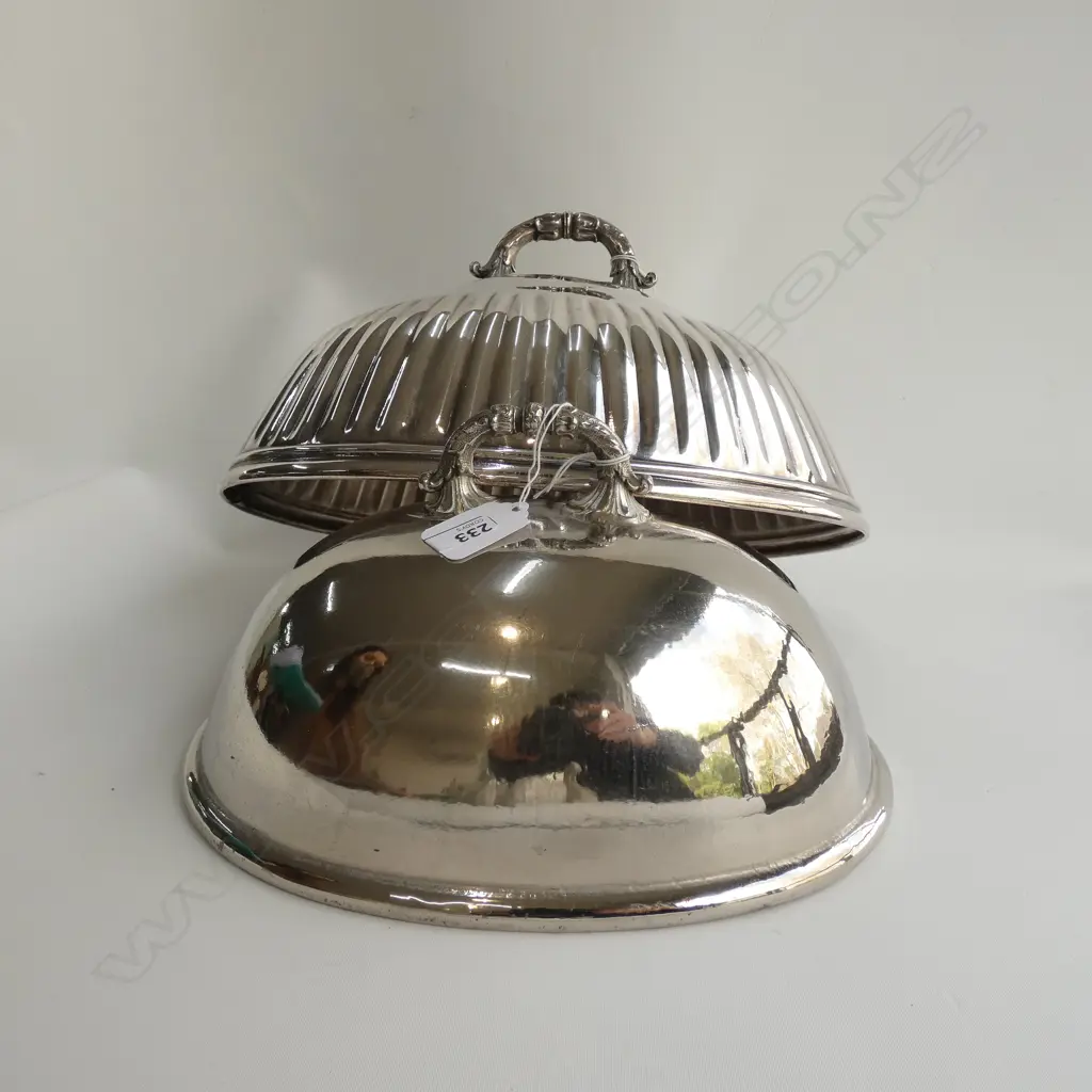 2 SILVER PLATE FOOD COVERS L. 305MM Image 1++