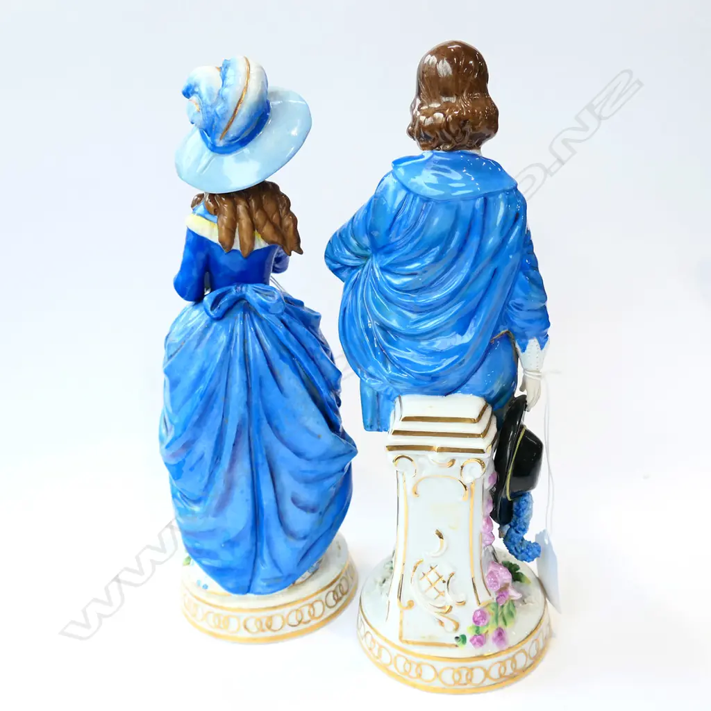 PR FIGURINES; BLUE BOY & GIRL - NO MARKINGS ON THE BASE - H. 260MM Image 1++