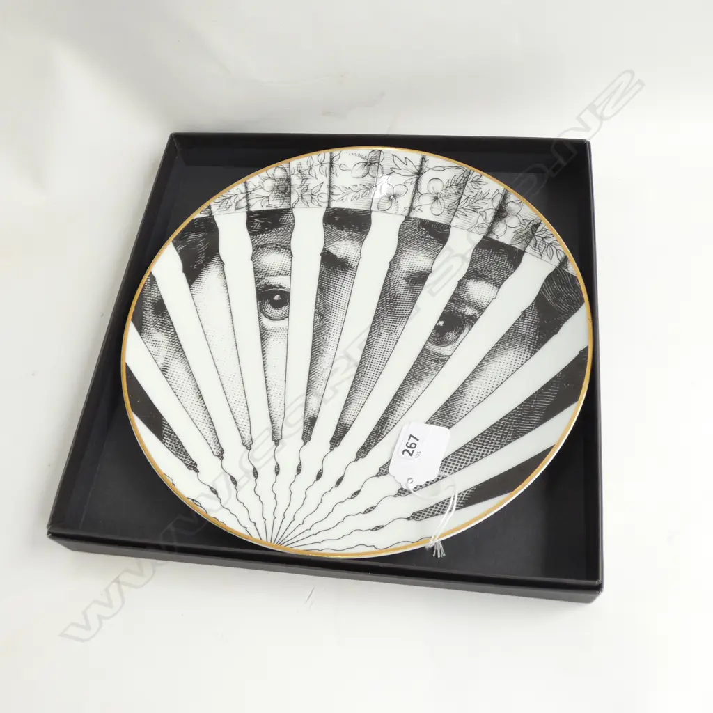 FORNASETTI PLATE IN BOX -  FAN FACE Image 1++