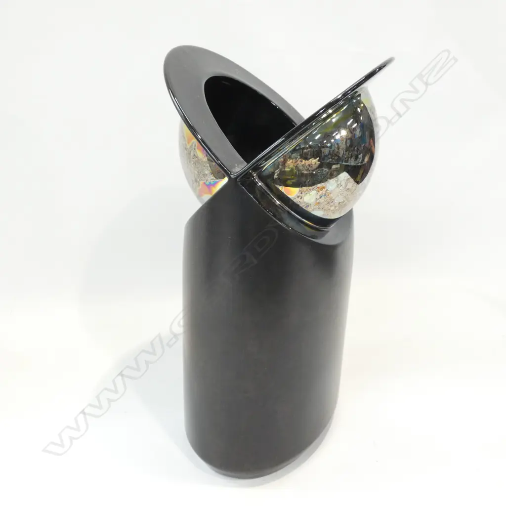 ROSENTHAL BLACK & MIRRORED STYLISED VASE BY JAN VAN DER VAART  H. 285MM Image 1++
