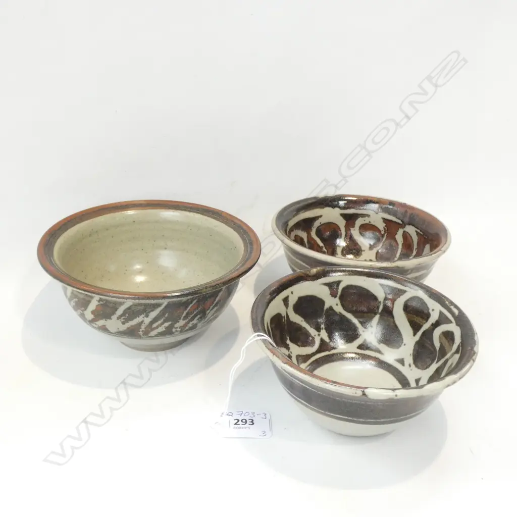 THREE LAWRENCE EWING POTTERY BOWLS.- LARGEST DIA 145MM Image 1++