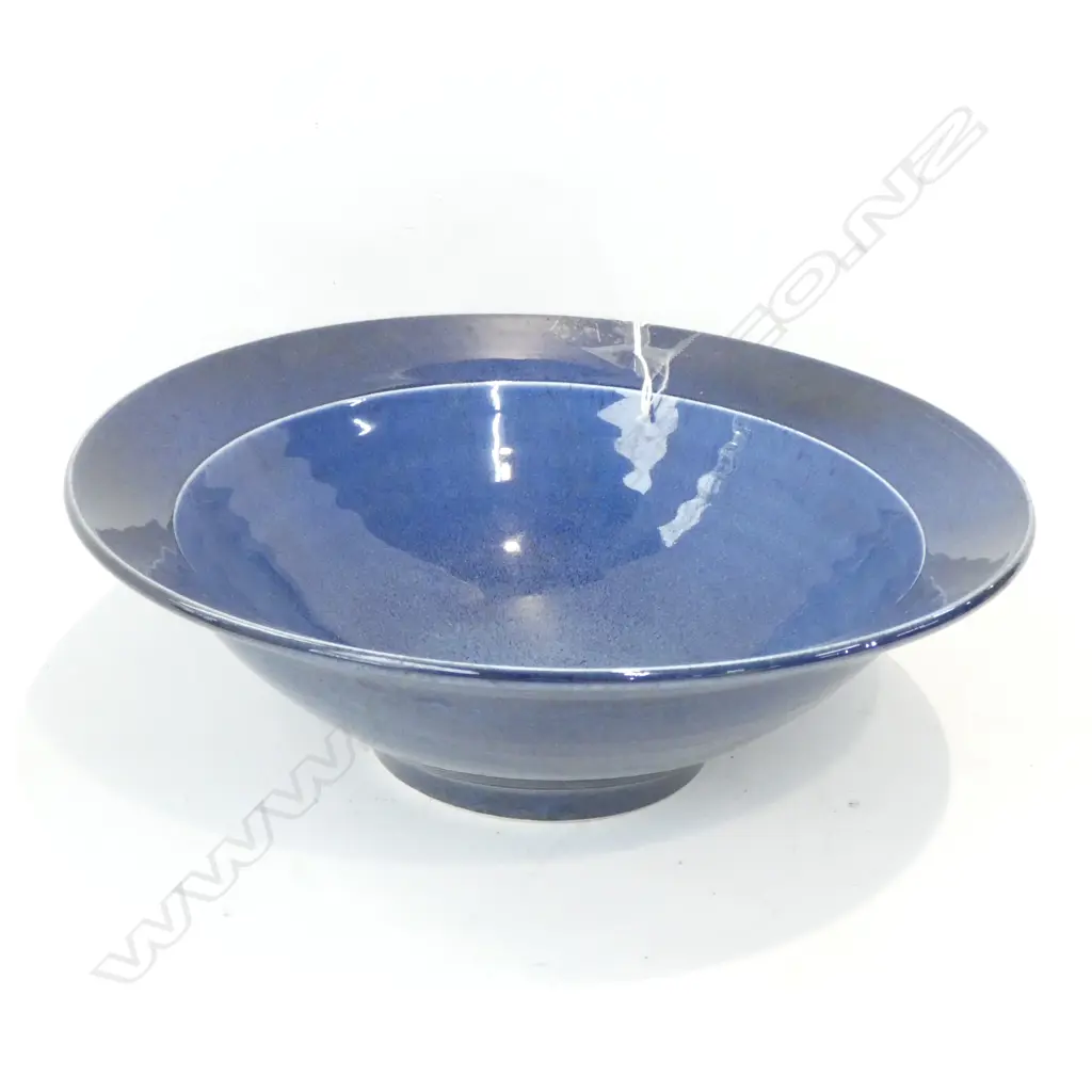 KENNETH CLARK DEEP BLUE GLAZED POTTERY BOWL - ARTISTS STICKER DIA. 230MM Image 1++