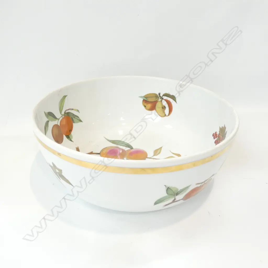 ROYAL WORCESTER EVESHAM LARGE BOWL - DIA 255MMM Image 1++