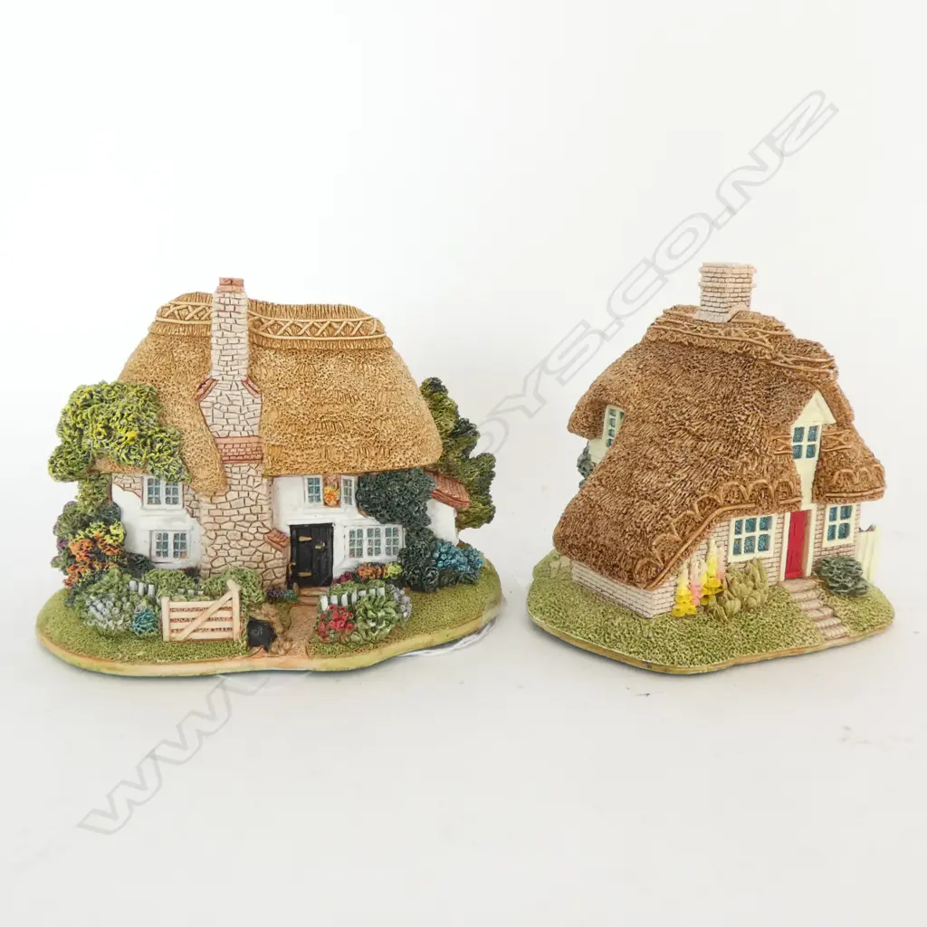LILLIPUT LANE - TWO HOOTS & RAINBOWS END. WITH BOXES & CERTIFICATES Image 1++