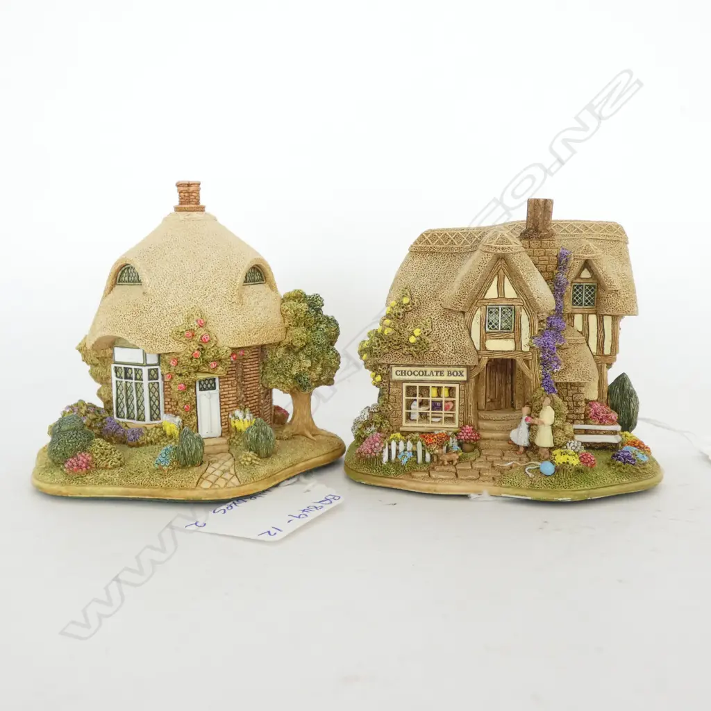 2 LILLIPUT LANE COLLECTORS CLUB - THE CHOCOLATE BOX & SUGAR MOUSE - WITH BOXES & CERTIFICATES Image 1++