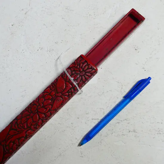 SMALL CINNABAR LACQUER BOX FOR CHOPSTICKS