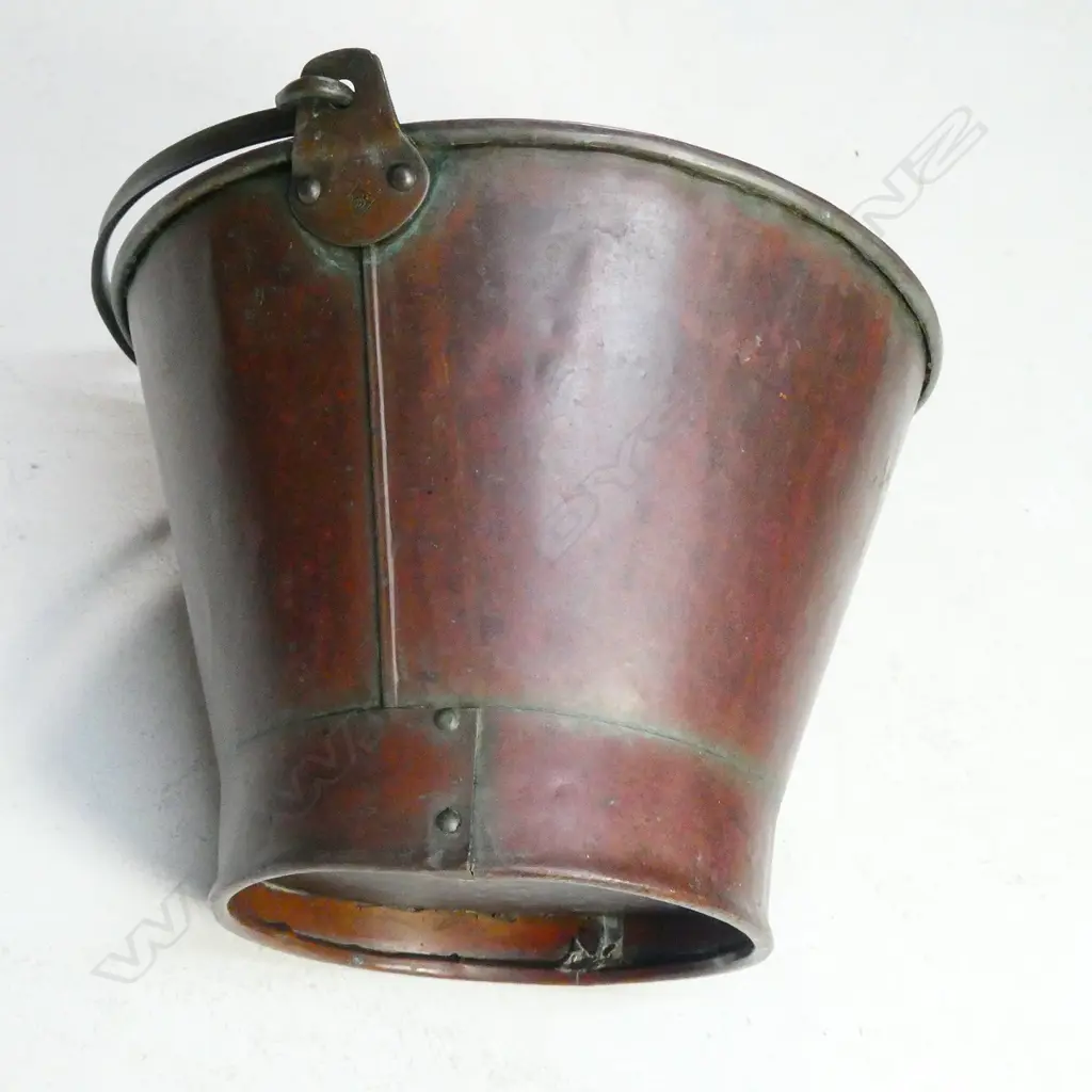 VINTAGE COPPER BUCKET  Image 1++