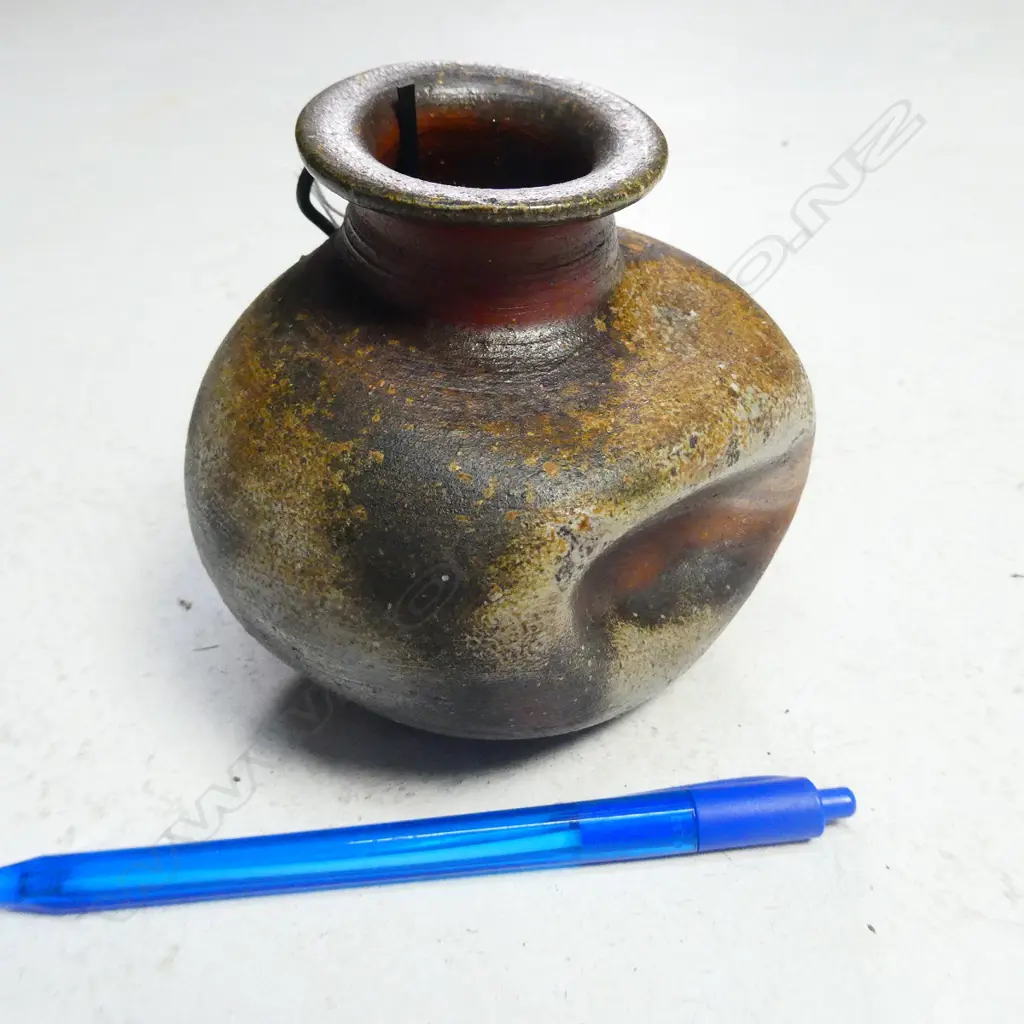 JAPANESE C1930'S BIZEN KILN ANAGAMA WALL VASE SIGNED  Image 1++