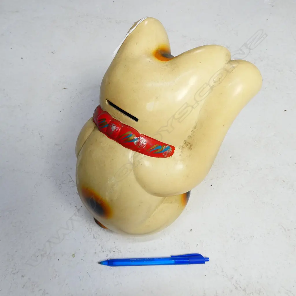 VINTAGE JAPANESE LUCKY MONEY CAT 'MANE KINEKO' Image 1++