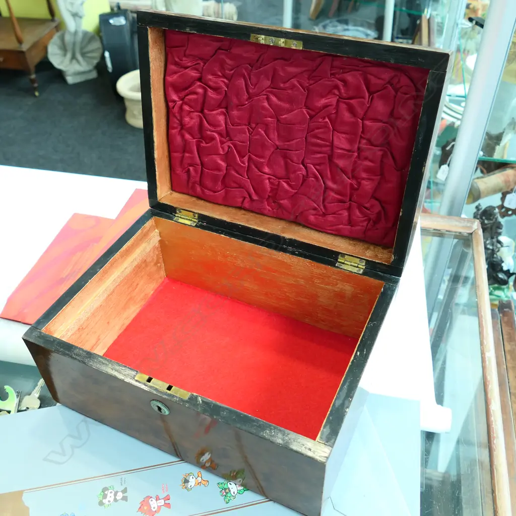 WOODEN SEWING BOX L. 275MM Image 1++