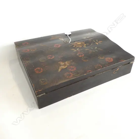 VINTAGE JAPANESE LACQUER WRITING SLOPE W. 320MM