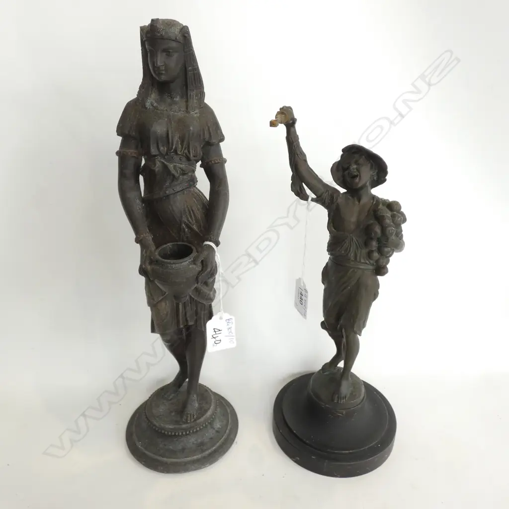 SPELTER EGYPTIAN FIGURE H. 370MM + BOY HOLDING CLOCK AF  Image 1++