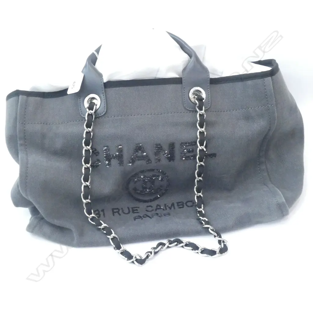 LARGE 'CHANEL' GREY CANVAS & BLACK BEADED BAG probably fake Image 1++