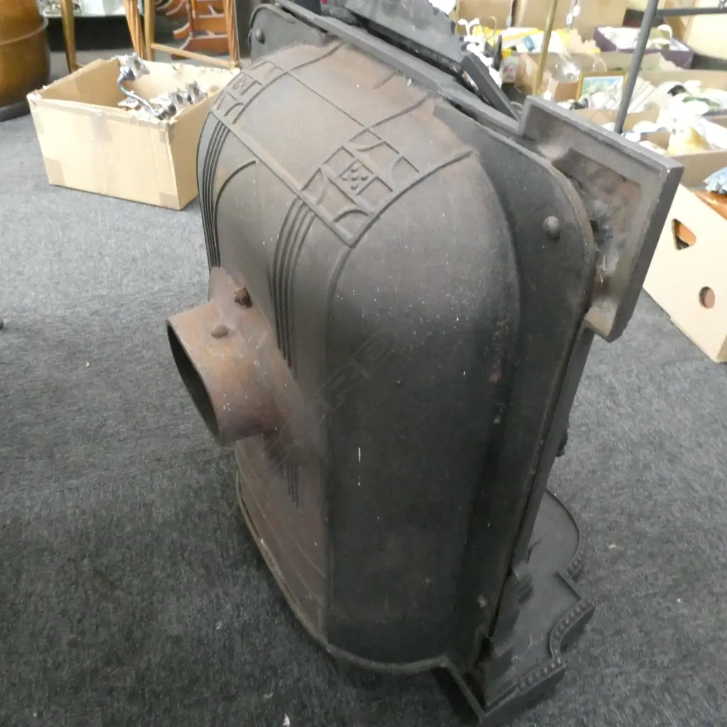 DECORATIVE CAST IRON FIRE REGISTER/BOX Image 1++