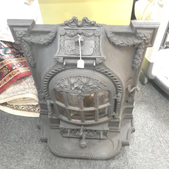 DECORATIVE CAST IRON FIRE REGISTER/BOX