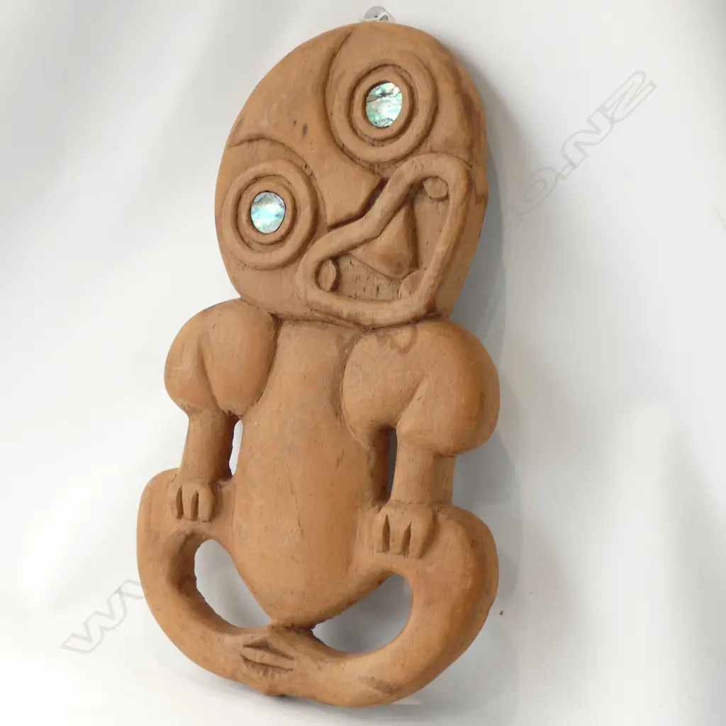 CARVED WOODEN MAORI TIKI L. 520MM Image 1++