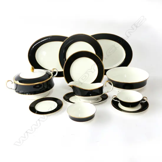 36 PIECE VINTAGE BONE CHINA 'CATHY HARDWICK FOR MIKASA' ONYX DINNER SERVICE