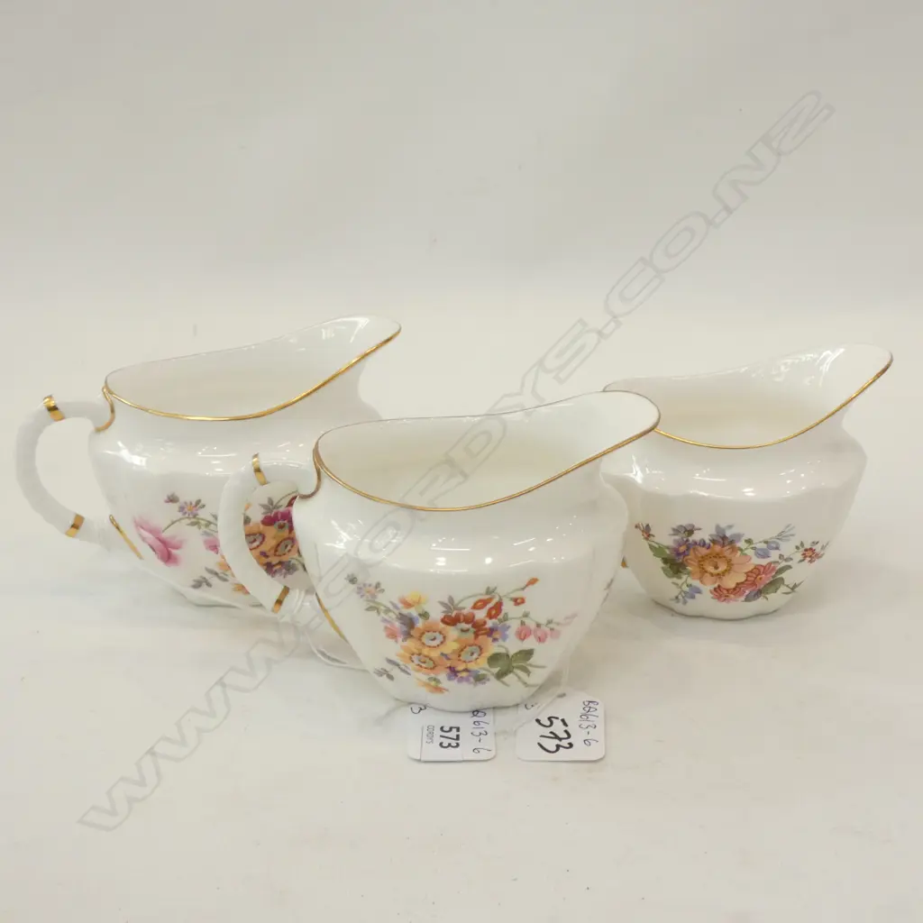 ROYAL CROWN DERBY - DERBY POSIES 3 GRADUATED JUGS LARGEST - H. 90MM Image 1++