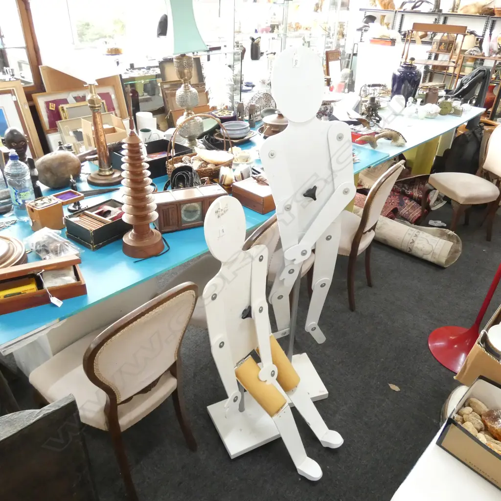 2 WHITE PAINTED CHILD MANNEQUINS H.1480MM AF Image 1++