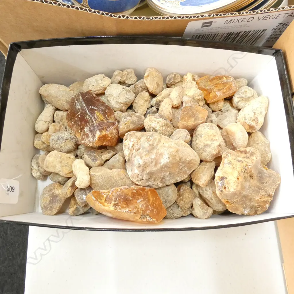 BOX SMALL KAURI GUM NUGGETS  Image 1++