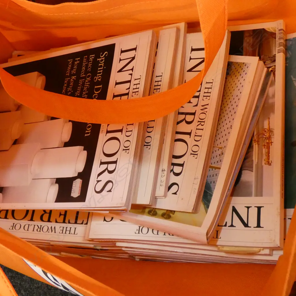 'WORLD OF INTERIORS' MAGAZINES Image 1++
