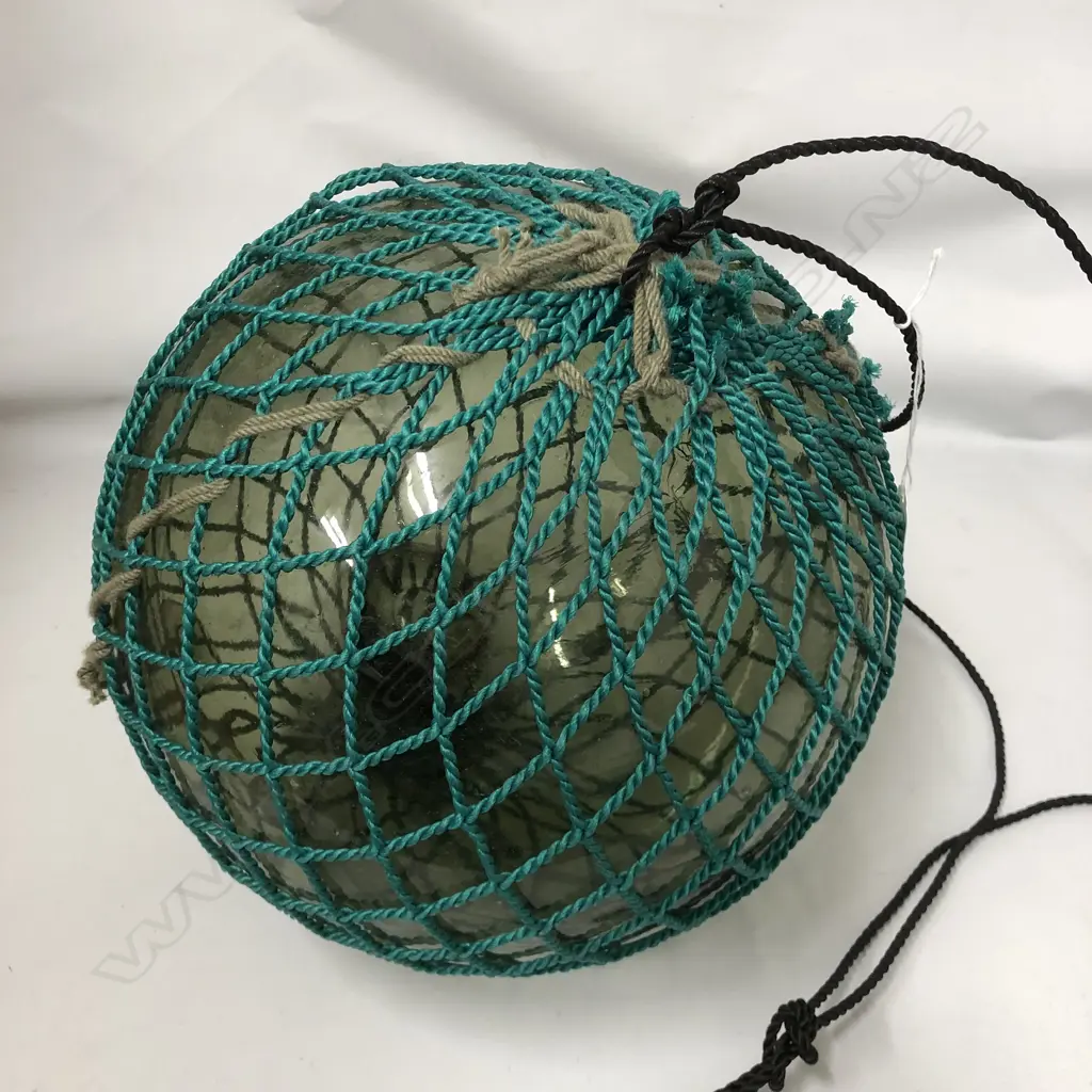 OLD GLASS FISHING FLOAT W NETTING DIA.340mm Image 1++