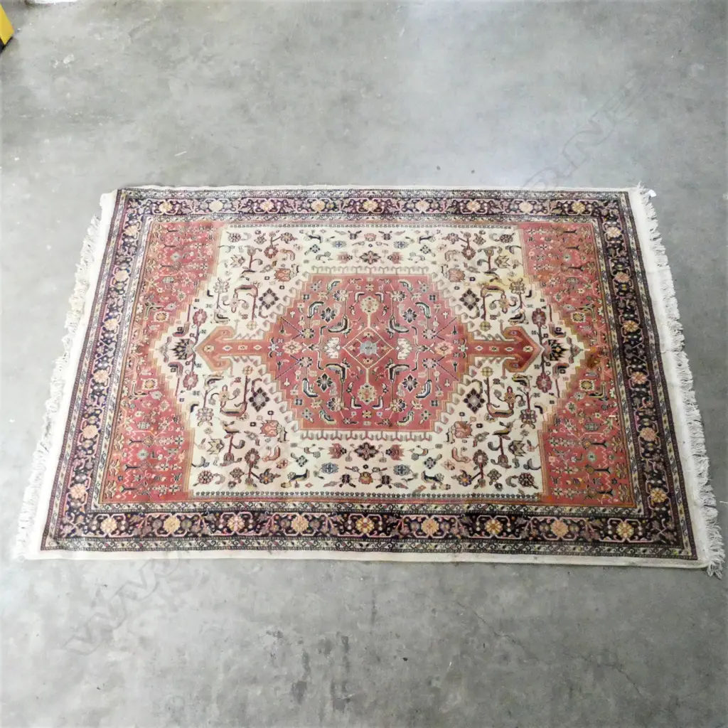 MACHINE KNOTTED PERSIAN STYLE RUG 2.3 x 1.6m some marks Image 1++
