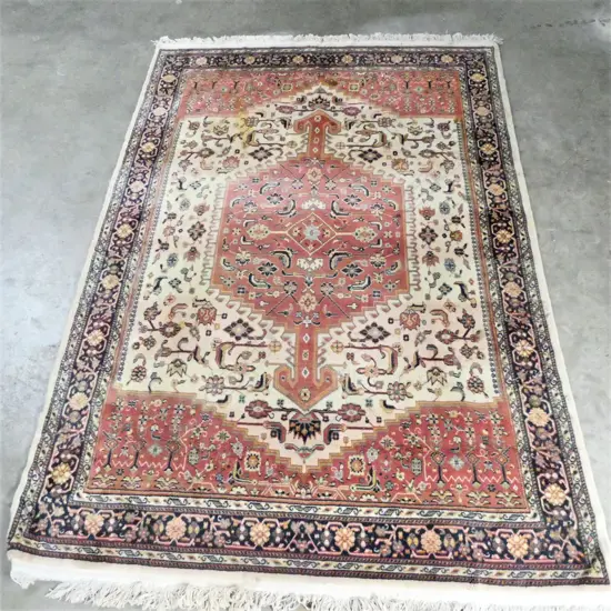 MACHINE KNOTTED PERSIAN STYLE RUG 2.3 x 1.6m some marks