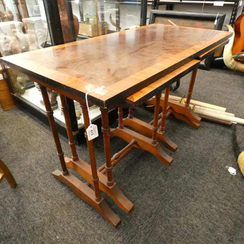 WALNUT SIDE TABLE WITH 2 NESTS L 810 MM Image 1++