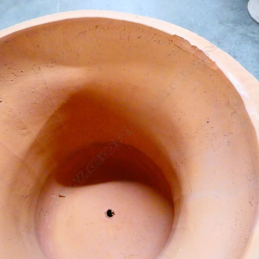 PR TALL TERRACOTTA CLASSICAL GARDEN URNS H.660mm Image 1++