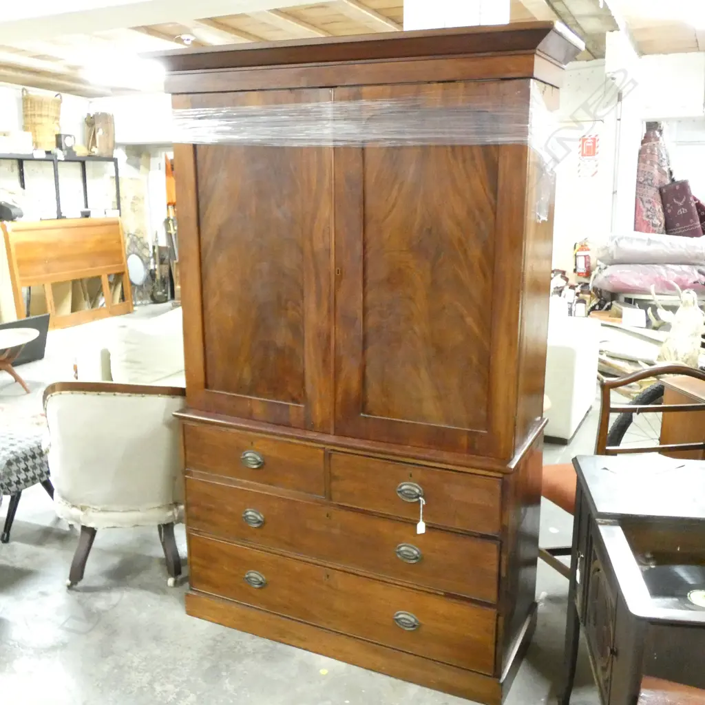 VICTORIAN MAHOGANY LINEN PRESS Image 1++