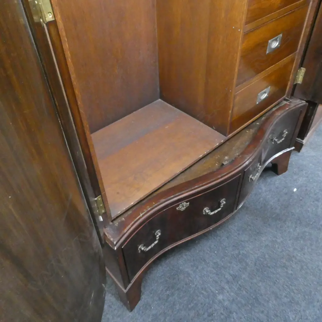 BOW FRONT EDWARDIAN SHERATON REVIVAL MAHOGANY WARDROBE Image 1++