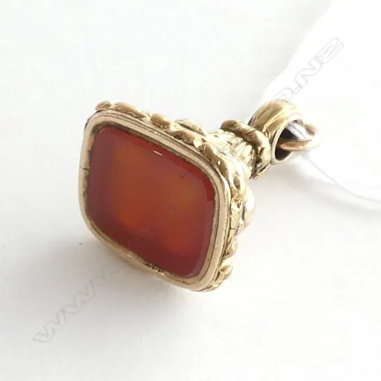 VICTORIAN GOLD PLATE FANCY FOB SEAL AGATE PANEL