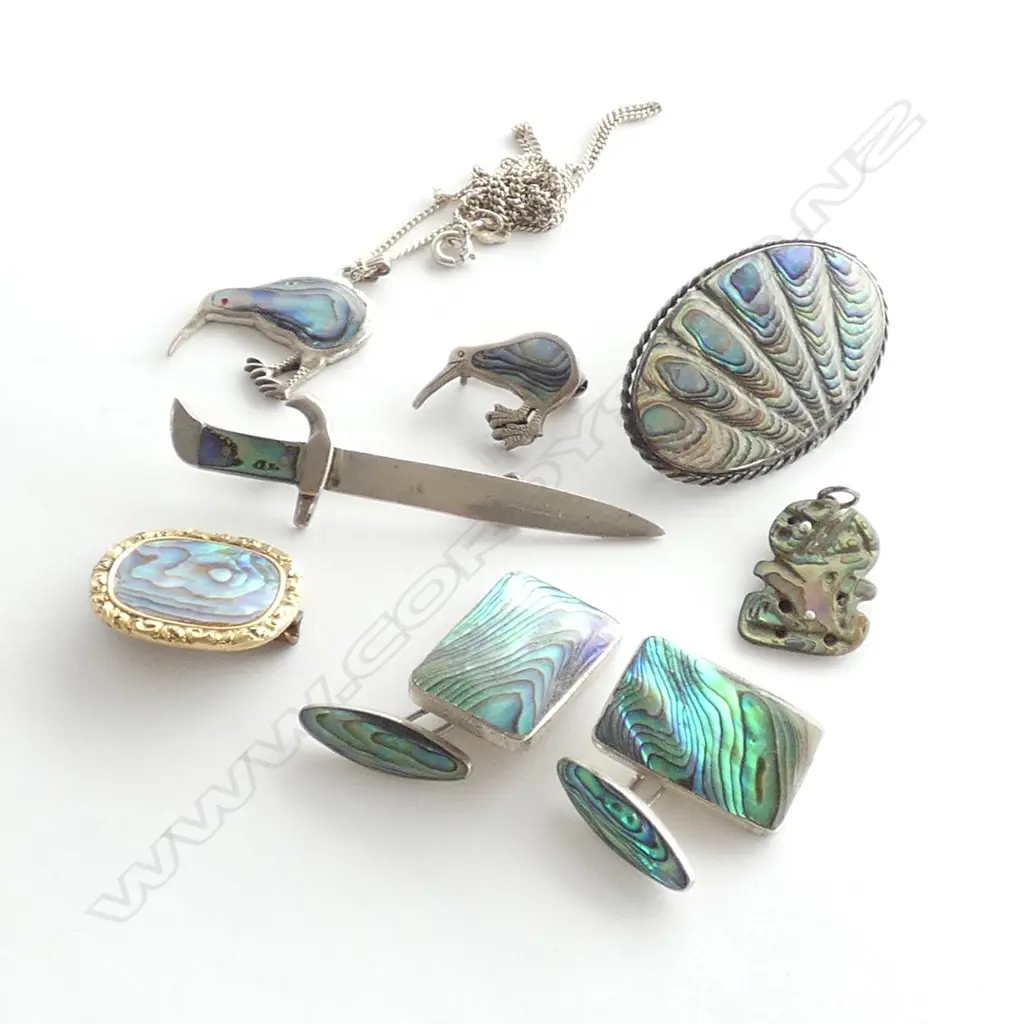 7 VINTAGE NZ SILVER PAUA JEWELLERY PCES Image 1++